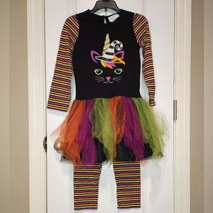 Girls Halloween cat outfit.